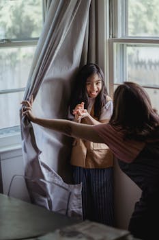 Laskun Maksaminen Luottokortilla: Ohjeet, Edut Ja Riskit